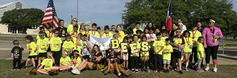Ellison students and staff outside on a nice sunny day