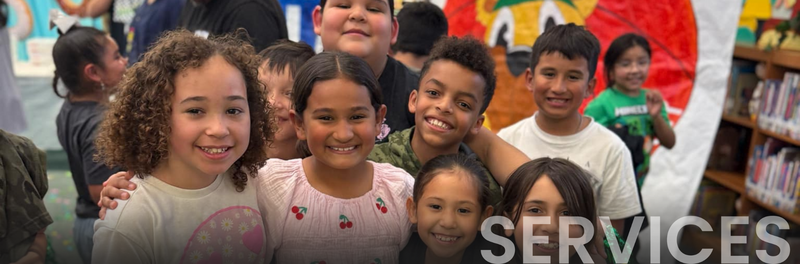 Group of students smiling 
