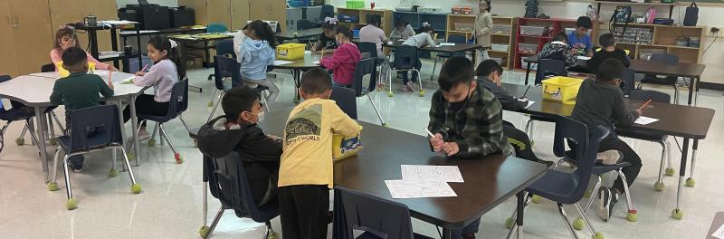 Picture of students in STEM