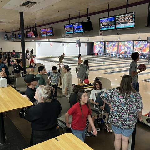 We had a great time meeting up with several of our families this week for a fun bowling night at Bandera Bowl. We will have another social event in the spring when we go roller skating - watch our newsletters for information.