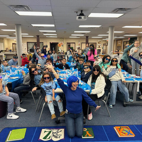 Librarian and students: everything is blue