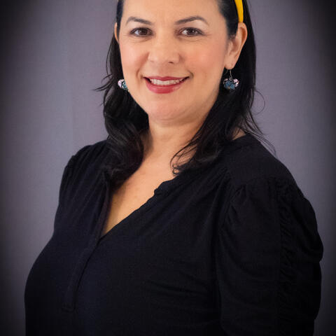 Mrs. Sanchez, Martin Librarian/Bibliotecaria