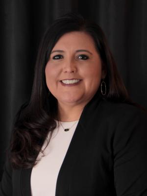 Portrait of Claudia Colunga Principal of Myers Elementary