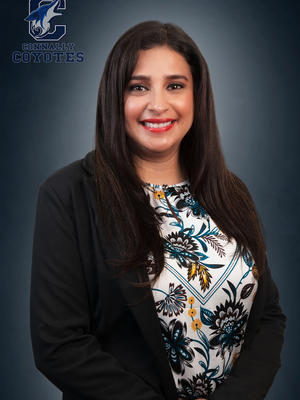 Image of Academic Dean, Mrs. Zavala