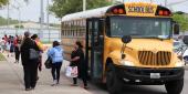people leaving bus